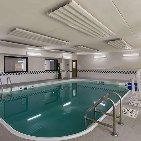 Comfort Inn & Suites 